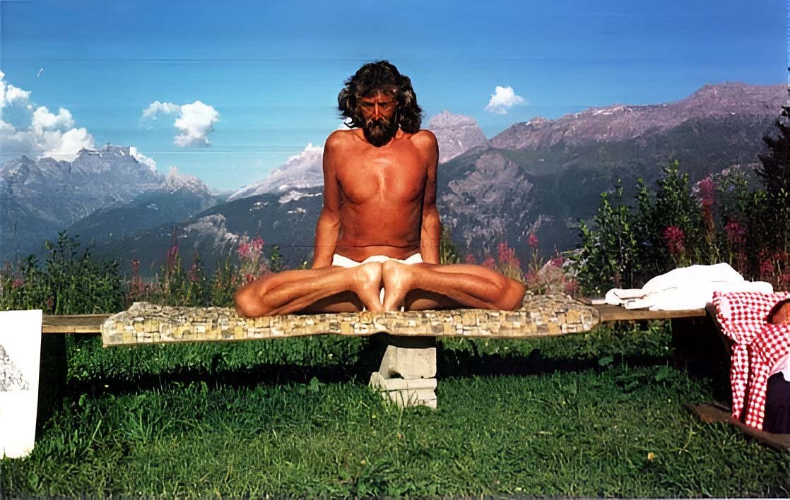 Maurice Daubard, Yoga teacher in 1970.